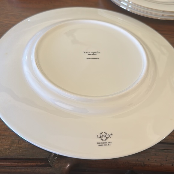 Kate Spade Noel Alabaster Dinner plate - Picture 5 of 11